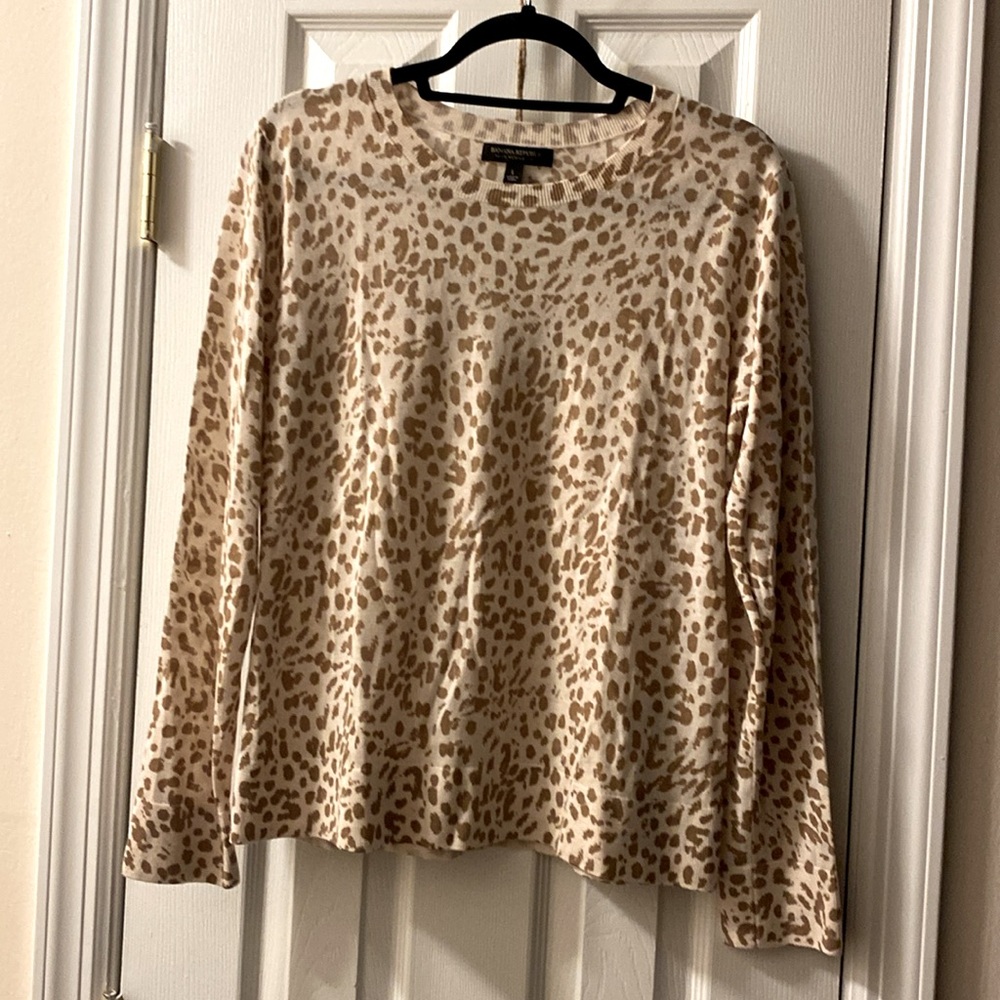 NWOT, Banana Republic fine gauge lightweight sweater